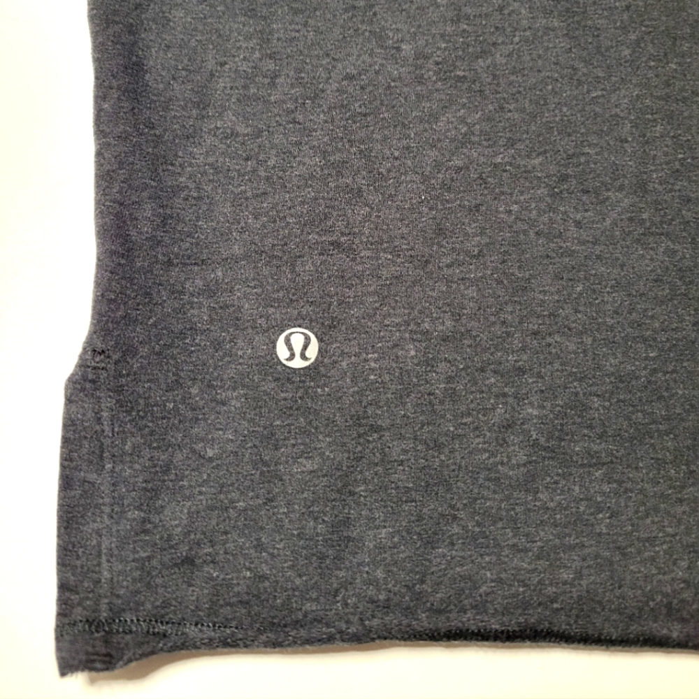 Lululemon cropped hoodie - Picture 6 of 12